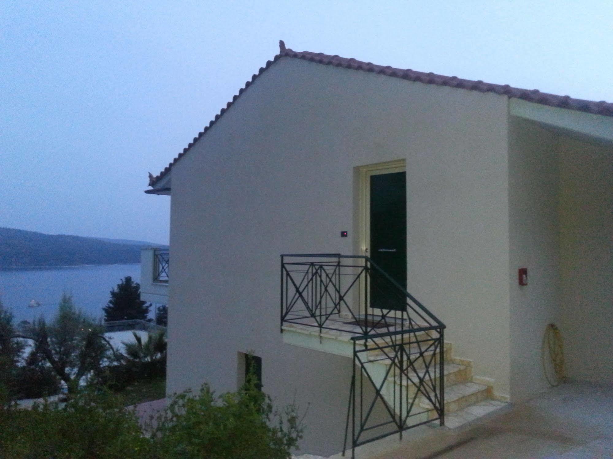 Giannis Village Resort Astakós Exteriér fotografie